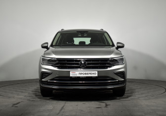Подержанный автомобиль Volkswagen Tiguan 2021 года (2 фото)