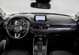 Подержанный автомобиль Mazda CX-5 2021 года (10 фото)