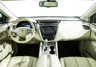Подержанный автомобиль Nissan Murano Suv 2019 года (13 фото)