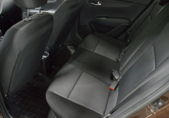 Подержанный автомобиль Kia Rio Hatchback 2021 года (11 фото)