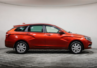 Подержанный автомобиль LADA (ВАЗ) Vesta Wagon 2020 года (4 фото)
