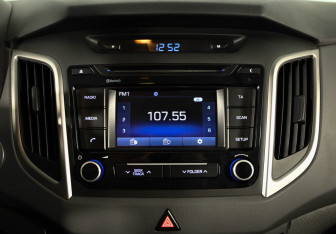 Подержанный автомобиль Hyundai Creta 2017 года (16 фото)