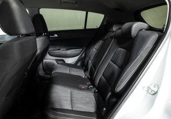 Подержанный автомобиль Kia Sportage 2018 года (10 фото)