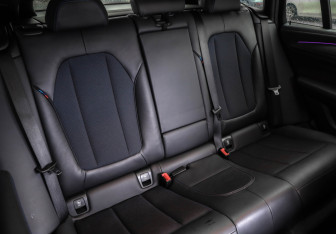 Подержанный автомобиль BMW X4 2018 года (28 фото)