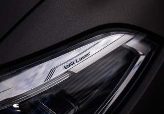 Подержанный автомобиль BMW X6 2021 года (12 фото)