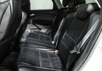 Подержанный автомобиль Ford Focus Sedan 2016 года (10 фото)