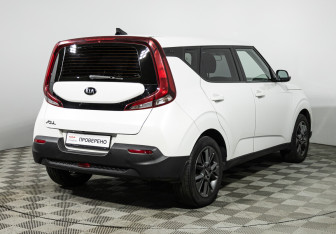 Подержанный автомобиль Kia Soul 2020 года (5 фото)