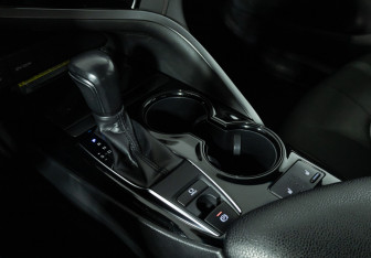 Подержанный автомобиль Toyota Camry Sedan 2018 года (18 фото)