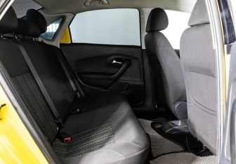 Подержанный автомобиль Volkswagen Polo Sedan 2018 года (13 фото)