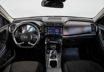 Подержанный автомобиль Hyundai Creta 2021 года (10 фото)