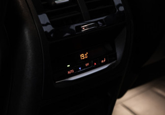 Подержанный автомобиль BMW X4 2019 года (23 фото)