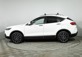 Подержанный автомобиль FAW Besturn X80 2018 года (8 фото)