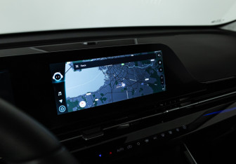 Подержанный автомобиль Omoda C5 2023 года (17 фото)