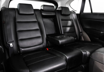 Подержанный автомобиль Mazda CX-5 2015 года (22 фото)