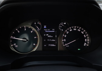 Подержанный автомобиль Toyota Land Cruiser Prado 2019 года (19 фото)