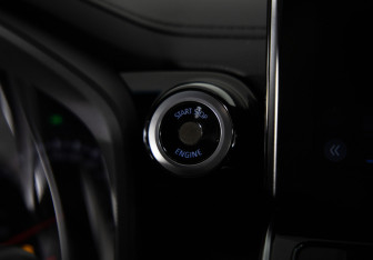 Подержанный автомобиль Toyota Land Cruiser Suv 2021 года (22 фото)