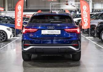 Подержанный автомобиль Audi Q3 Sportback 2021 года (9 фото)