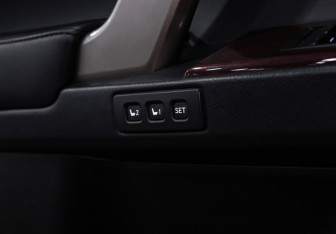 Подержанный автомобиль Lexus GX 2015 года (18 фото)