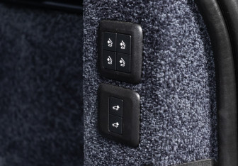 Подержанный автомобиль Land Rover Range Rover 2018 года (31 фото)