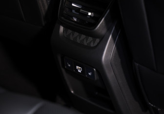 Подержанный автомобиль Haval H3 2024 года (18 фото)