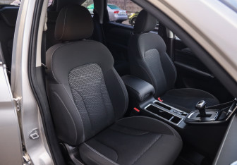 Подержанный автомобиль Haval M6 2023 года (25 фото)