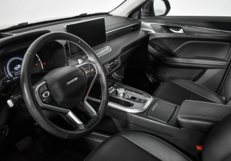 Подержанный автомобиль Haval Jolion 2023 года (9 фото)