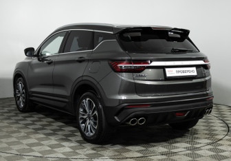 Подержанный автомобиль Geely Coolray 2023 года (7 фото)