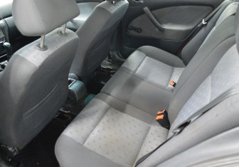 Подержанный автомобиль Skoda Octavia Liftback 2006 года (11 фото)