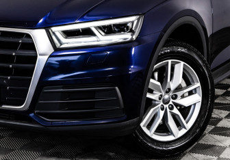 Подержанный автомобиль Audi Q5 2017 года (3 фото)