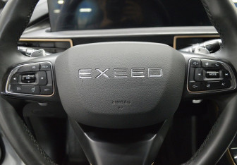 Подержанный автомобиль Exeed LX 2022 года (16 фото)