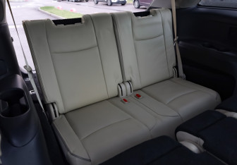 Подержанный автомобиль Infiniti QX60 2017 года (34 фото)