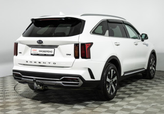 Подержанный автомобиль Kia Sorento 2020 года (5 фото)