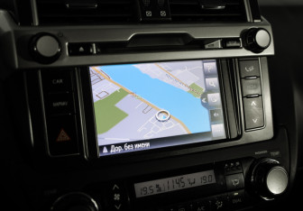 Подержанный автомобиль Toyota Land Cruiser Prado 2014 года (12 фото)