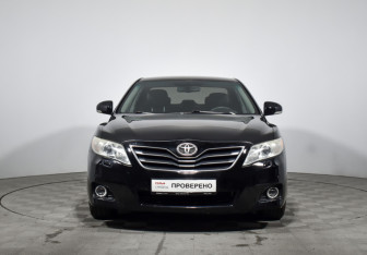 Подержанный автомобиль Toyota Camry Sedan 2009 года (3 фото)
