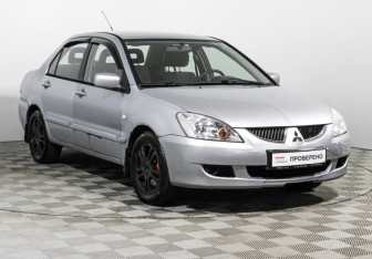 Подержанный автомобиль Mitsubishi Lancer Sedan 2005 года (3 фото)