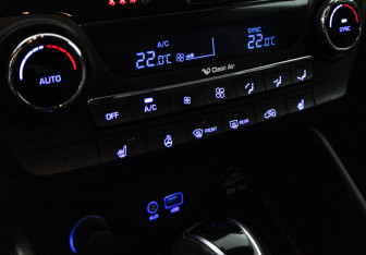 Подержанный автомобиль Hyundai Tucson 2017 года (17 фото)