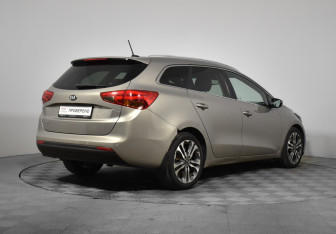Подержанный автомобиль Kia Ceed Wagon 2014 года (5 фото)