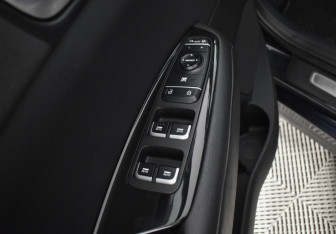 Подержанный автомобиль Kia Optima Sedan 2017 года (22 фото)