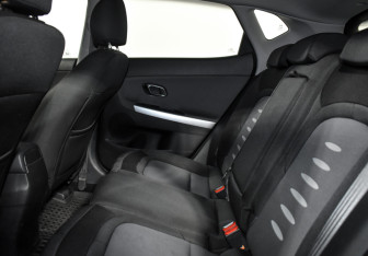 Подержанный автомобиль Kia Ceed Hatchback 2014 года (12 фото)
