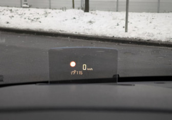 Подержанный автомобиль Peugeot Traveller 2018 года (29 фото)