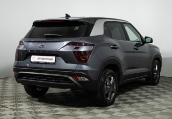 Подержанный автомобиль Hyundai Creta 2022 года (5 фото)