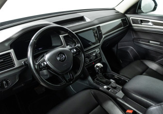 Подержанный автомобиль Volkswagen Teramont 2018 года (11 фото)