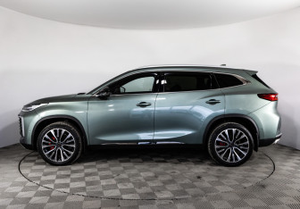 Подержанный автомобиль Exeed TXL 2023 года (10 фото)