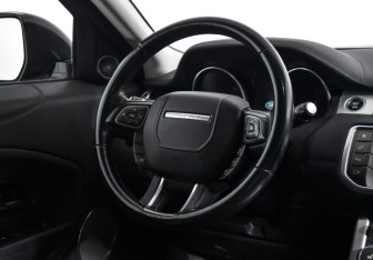 Подержанный автомобиль Land Rover Range Rover Evoque 2017 года (15 фото)