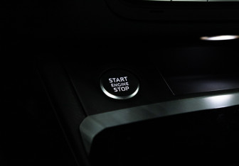 Подержанный автомобиль Audi Q5 2021 года (20 фото)