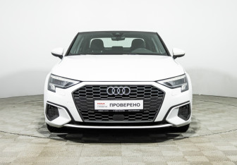 Подержанный автомобиль Audi A3 Sedan 2021 года (2 фото)
