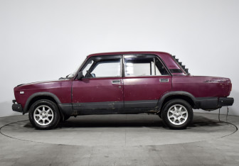 Подержанный автомобиль LADA (ВАЗ) 2107 2004 года (8 фото)