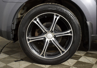 Подержанный автомобиль Mitsubishi Outlander 2008 года (9 фото)