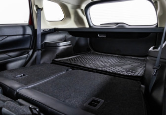 Подержанный автомобиль Mitsubishi Outlander 2013 года (22 фото)