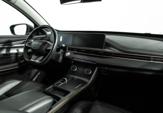Подержанный автомобиль Exeed LX 2023 года (9 фото)